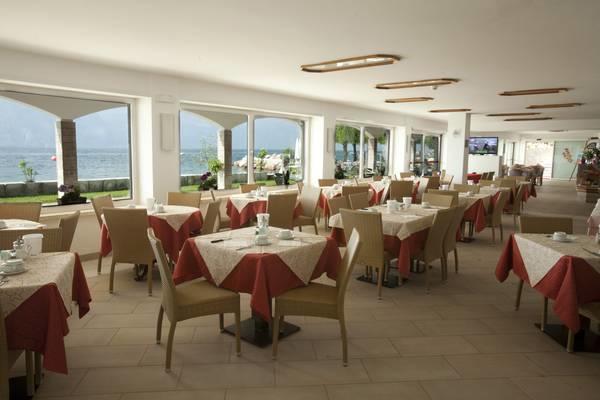 Hotel Garni Vela D'Oro Brenzone sul Garda Luaran gambar